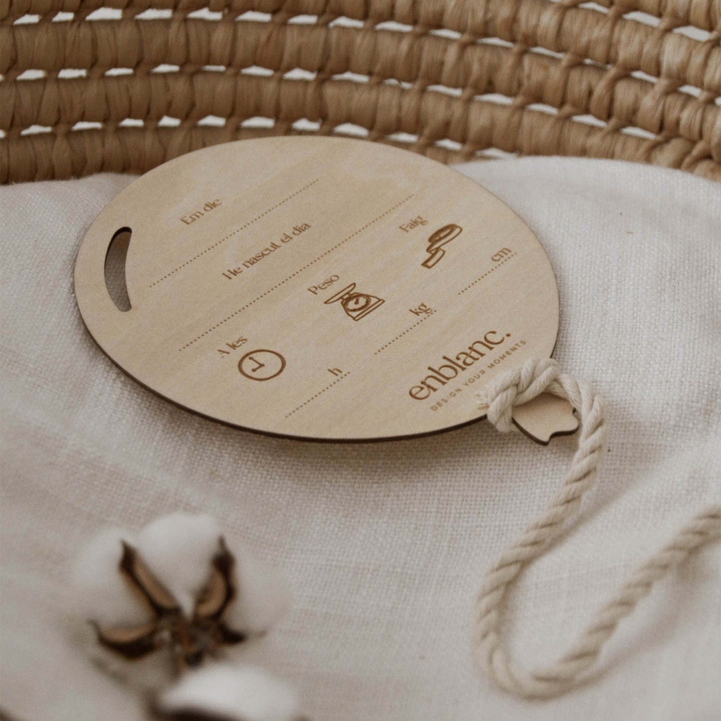 Globo de madera personalizado - Modelo Martina