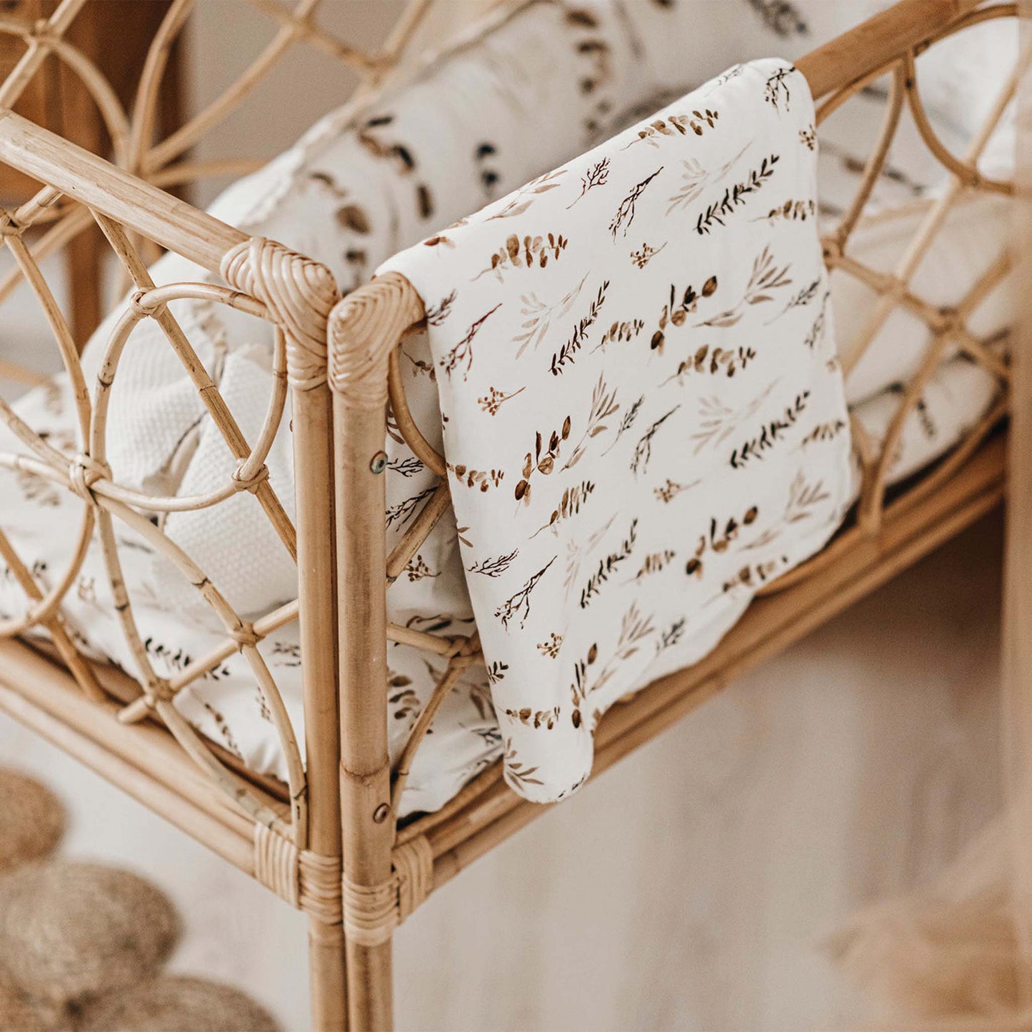 Manta - Dried Leaves